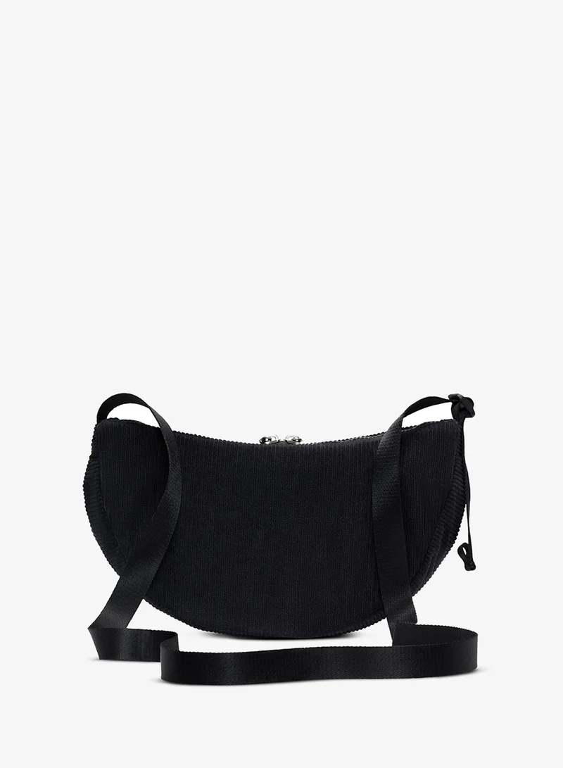 نايكي هلال أورا . كروس بودي